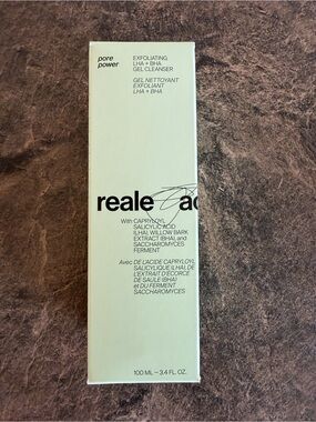 Reale Actives Pore Exfoliating Gel Cleanser